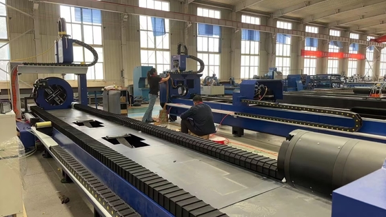 Automatische CNC-lasersnijmachine voor metalen kleine ronde vierkantbuis
