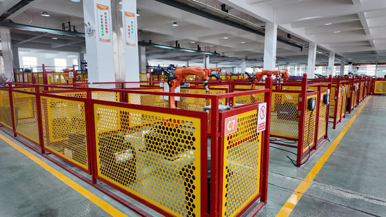 Automated Robotic Laser Welding Machine With CCD Camera, 1500W For Metal Fabrication