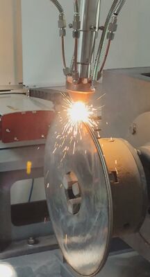 6000W robotlaserbekledingsmachine voor hydraulische staven, olieveldbuizen en herbouw van cilindrische componenten