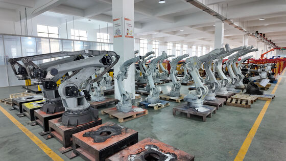 FANUC 6-assige robotarm Automatische 3D-fiberlasersnijmachine voor roestvrijstalen lampenkap 3D-werkstuk