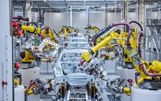 Snelle FANUC fiberlasersnijrobot 1500 W-6000 W voor roestvrij staal, koolstofstaal en aluminium met herhaalbaarheid van ± 0,02 mm
